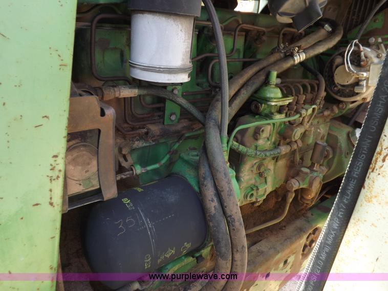 image for item H1805 1975 John Deere 4630 tractor