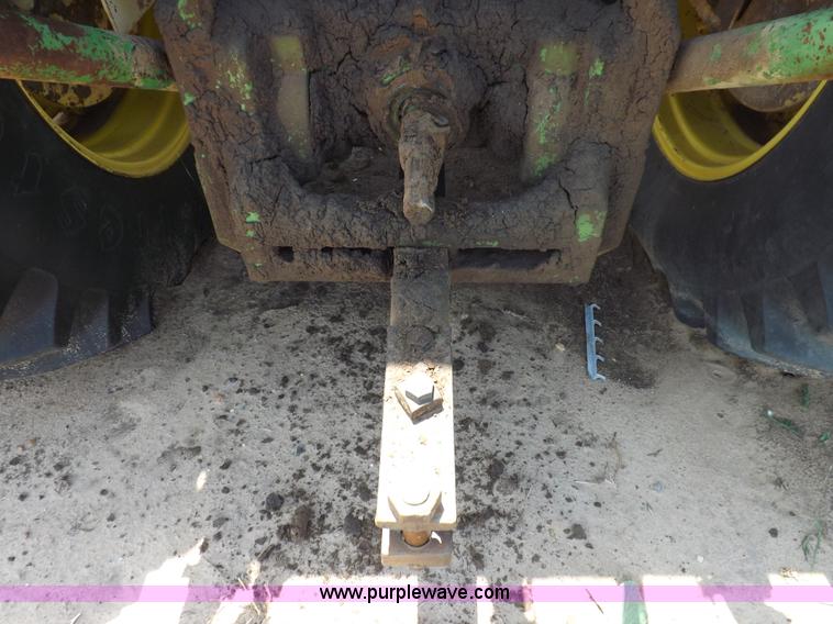 image for item H1805 1975 John Deere 4630 tractor
