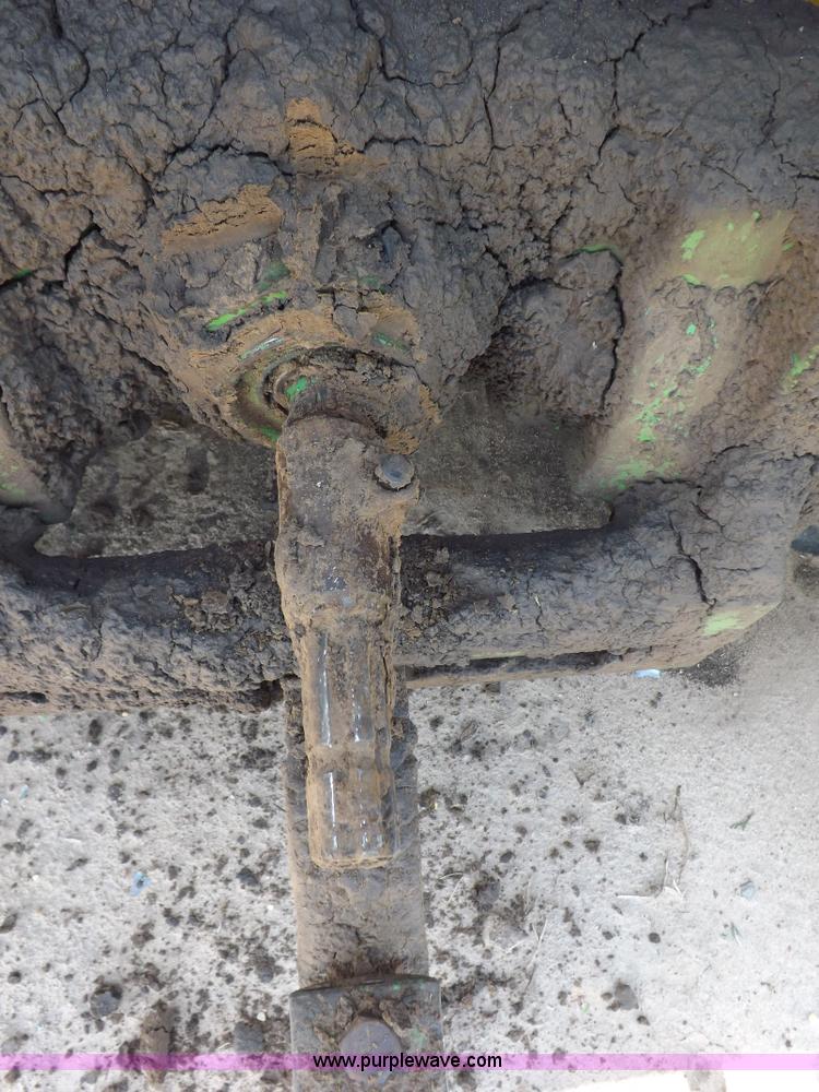 image for item H1805 1975 John Deere 4630 tractor