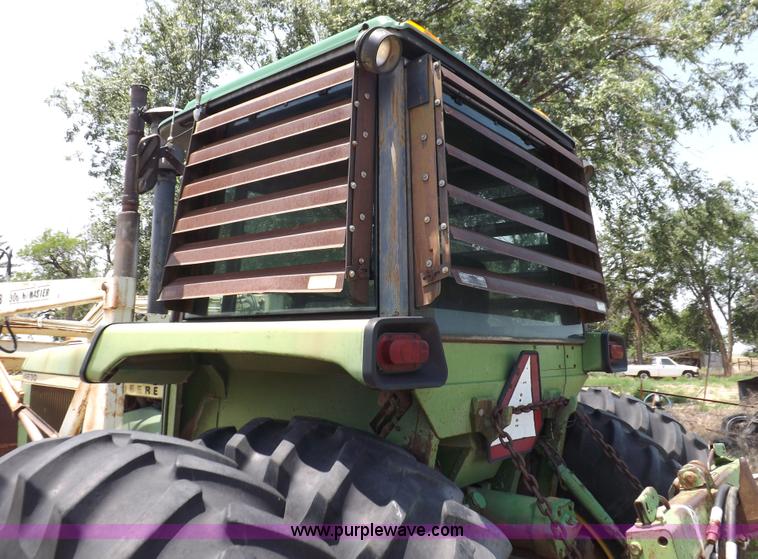 image for item H1805 1975 John Deere 4630 tractor