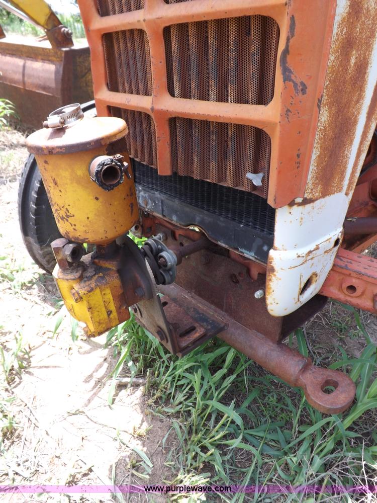 image for item H1806 Ford 700 tractor