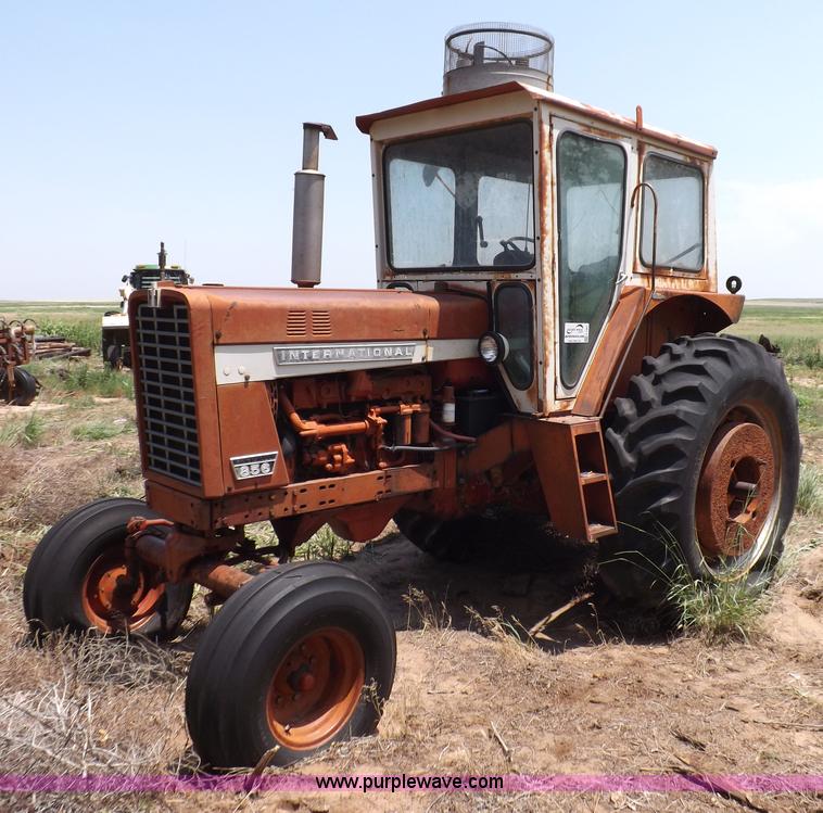 image for item H1807 International 856 tractor