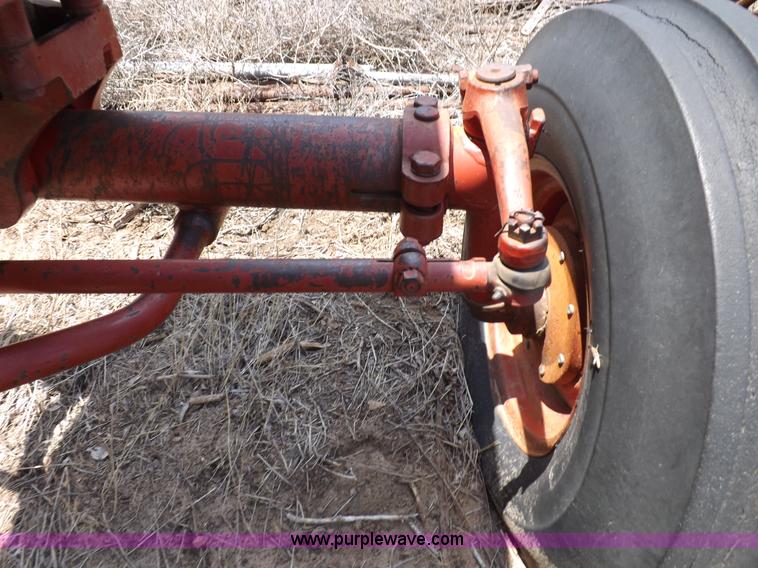 image for item H1807 International 856 tractor