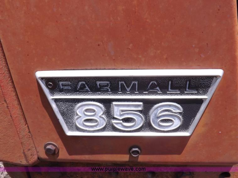 image for item H1807 International 856 tractor