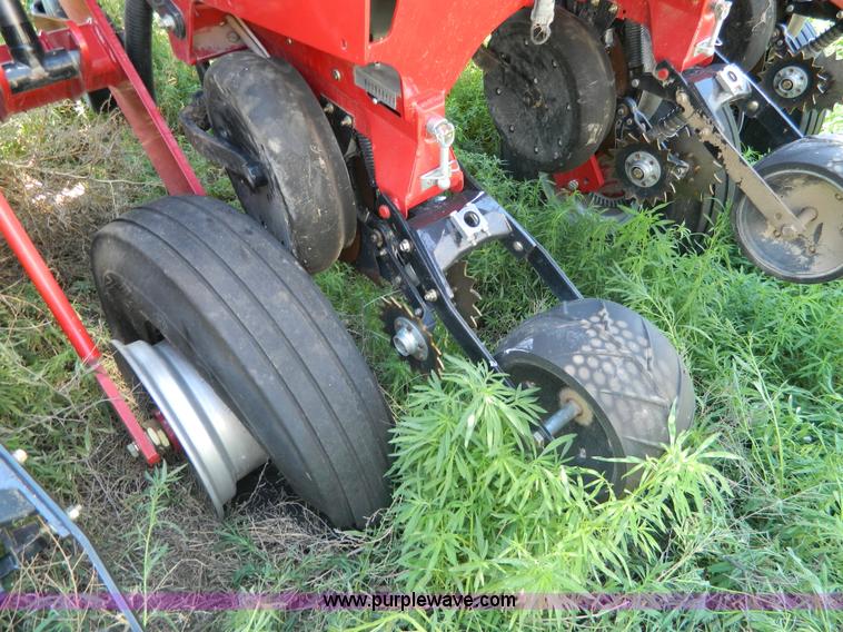 image for item H2455 2012 Case IH 1250 planter