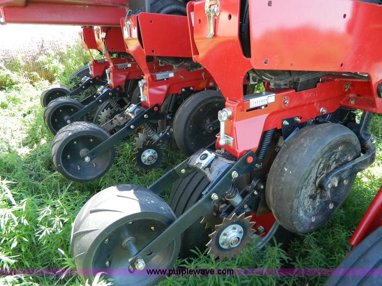 image for item H2455 2012 Case IH 1250 planter