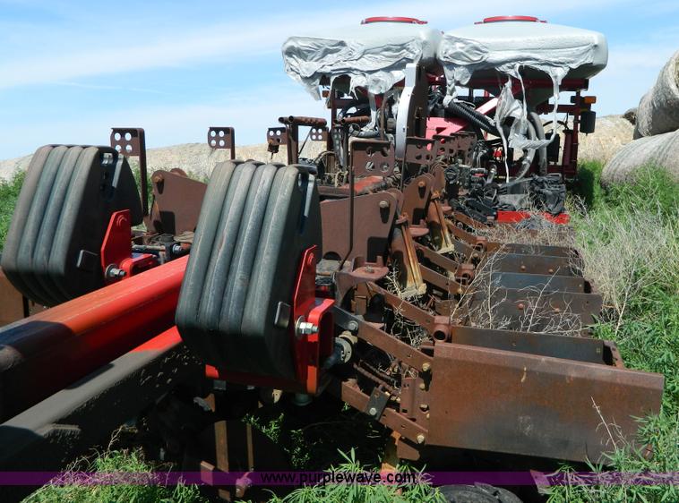 image for item H2455 2012 Case IH 1250 planter