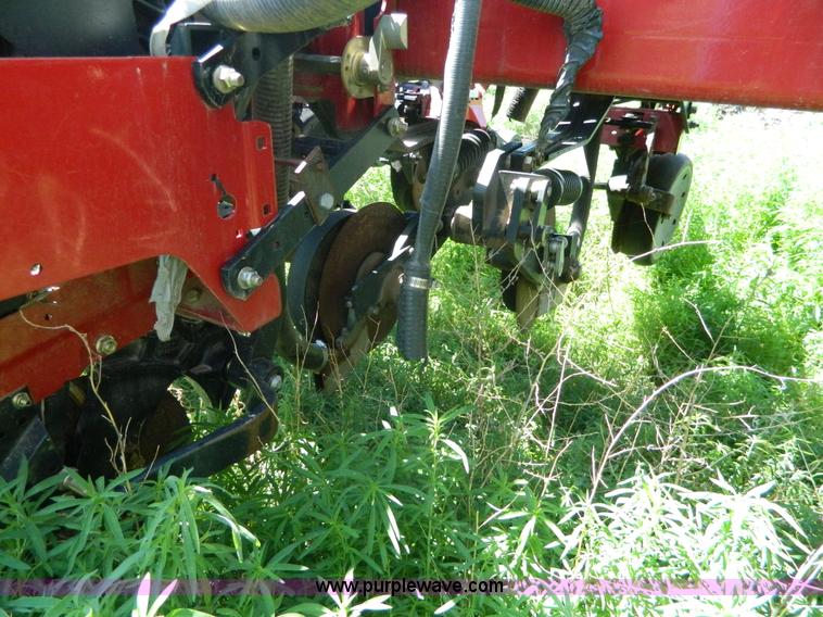 image for item H2455 2012 Case IH 1250 planter