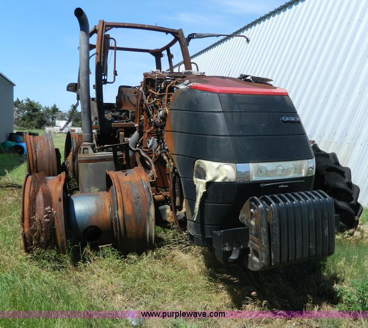 image for item H2456 2011 Case IH Magnum tractor