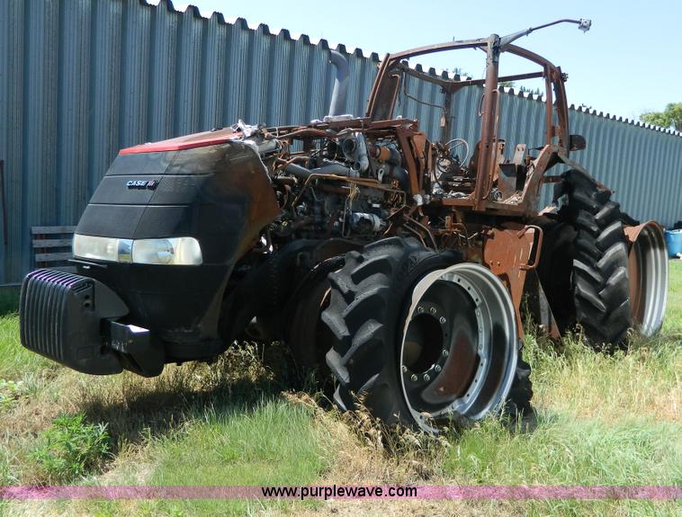 image for item H2456 2011 Case IH Magnum tractor