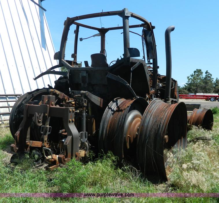 image for item H2456 2011 Case IH Magnum tractor