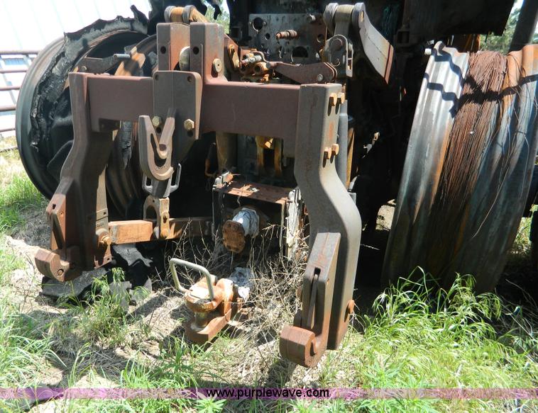 image for item H2456 2011 Case IH Magnum tractor