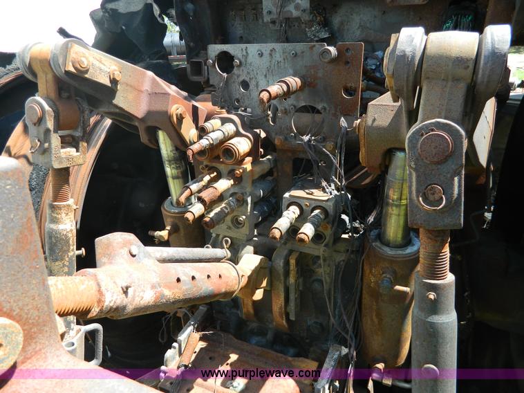 image for item H2456 2011 Case IH Magnum tractor