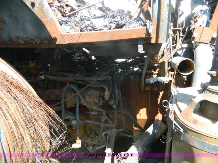 image for item H2456 2011 Case IH Magnum tractor