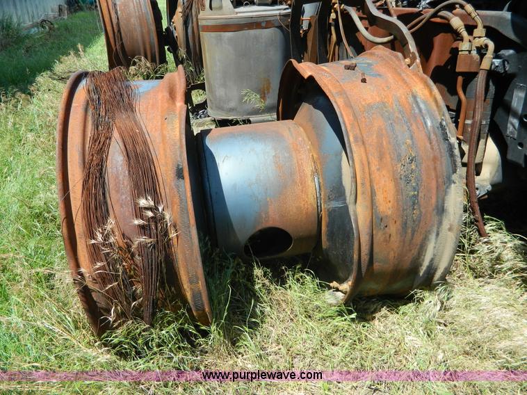 image for item H2456 2011 Case IH Magnum tractor