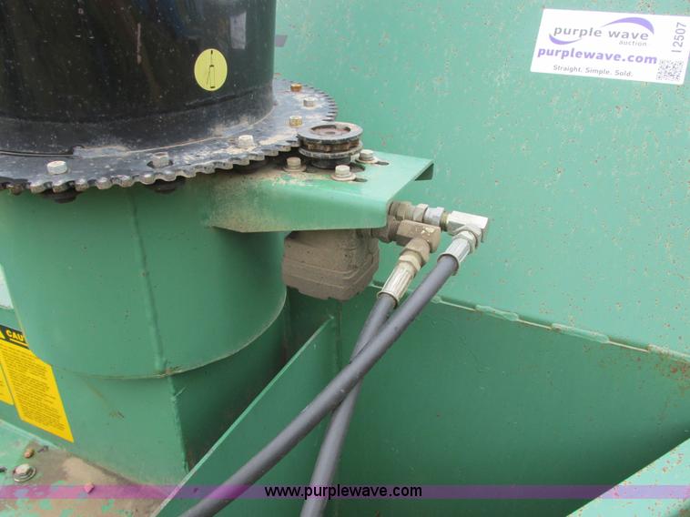 image for item I2507 Loftness 1082BTSG snow blower