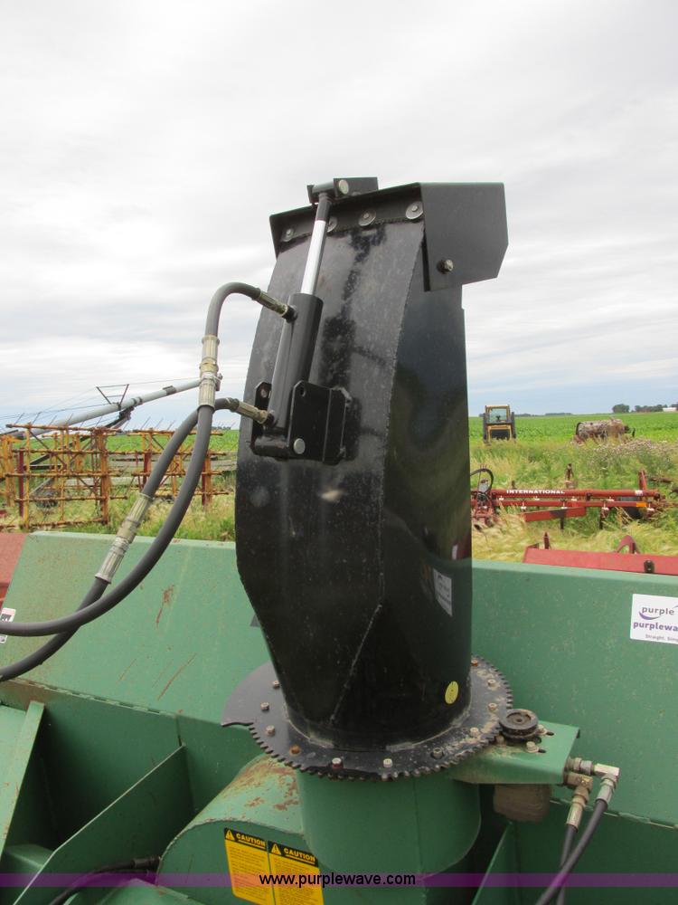 image for item I2507 Loftness 1082BTSG snow blower