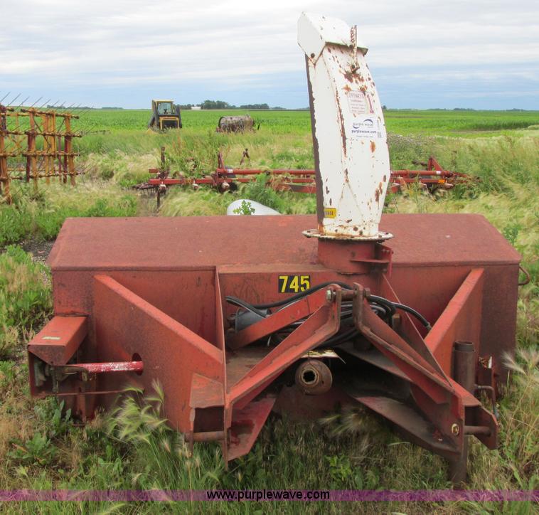 image for item I2508 Loftness snow blower