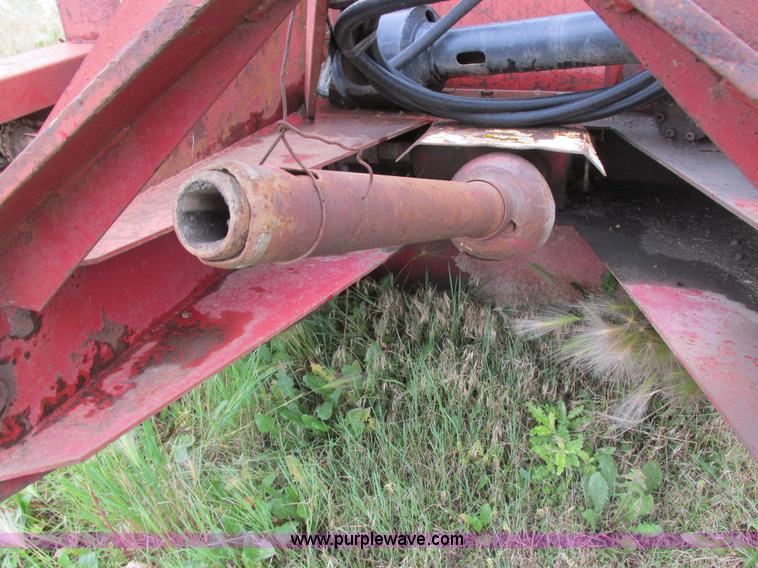 image for item I2508 Loftness snow blower