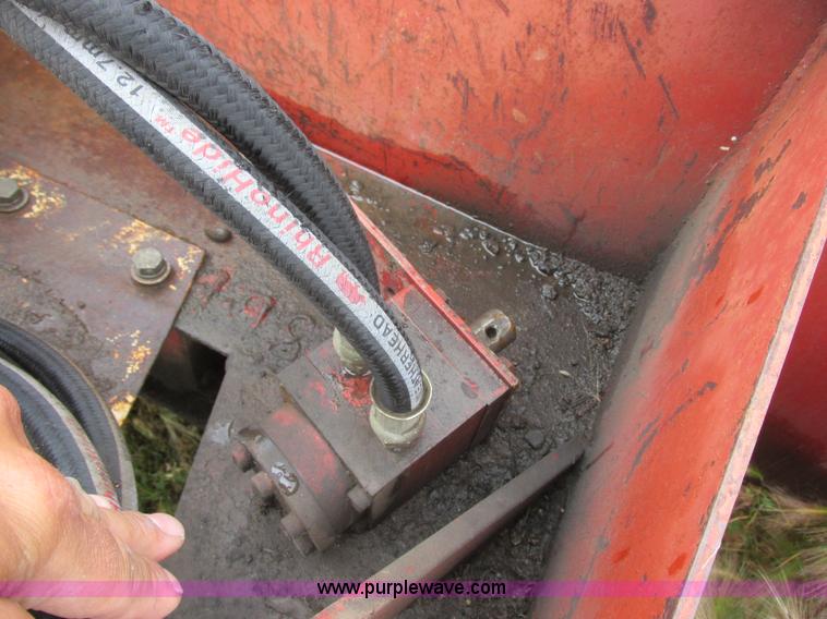 image for item I2508 Loftness snow blower