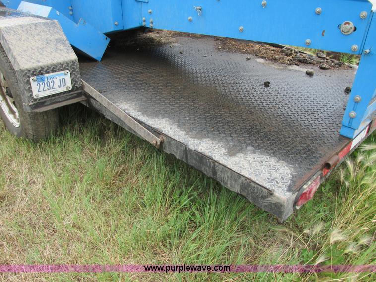 image for item I2511 Goosen bale chopper