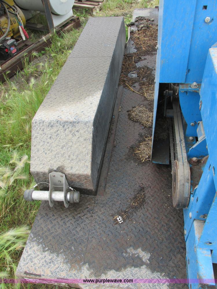 image for item I2511 Goosen bale chopper