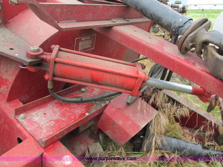 image for item I2515 International 80 snow blower