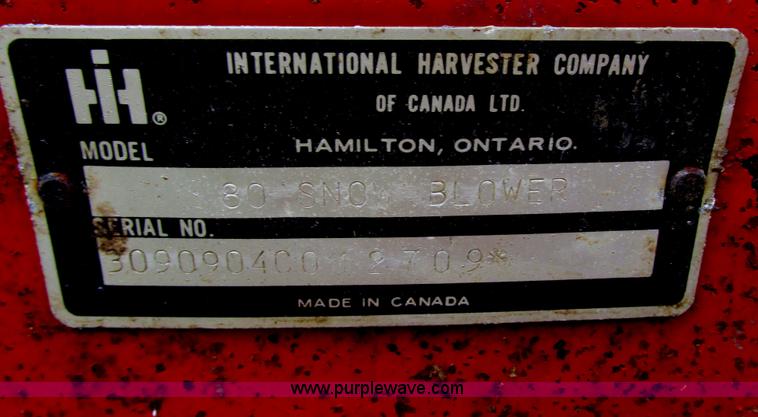 image for item I2515 International 80 snow blower