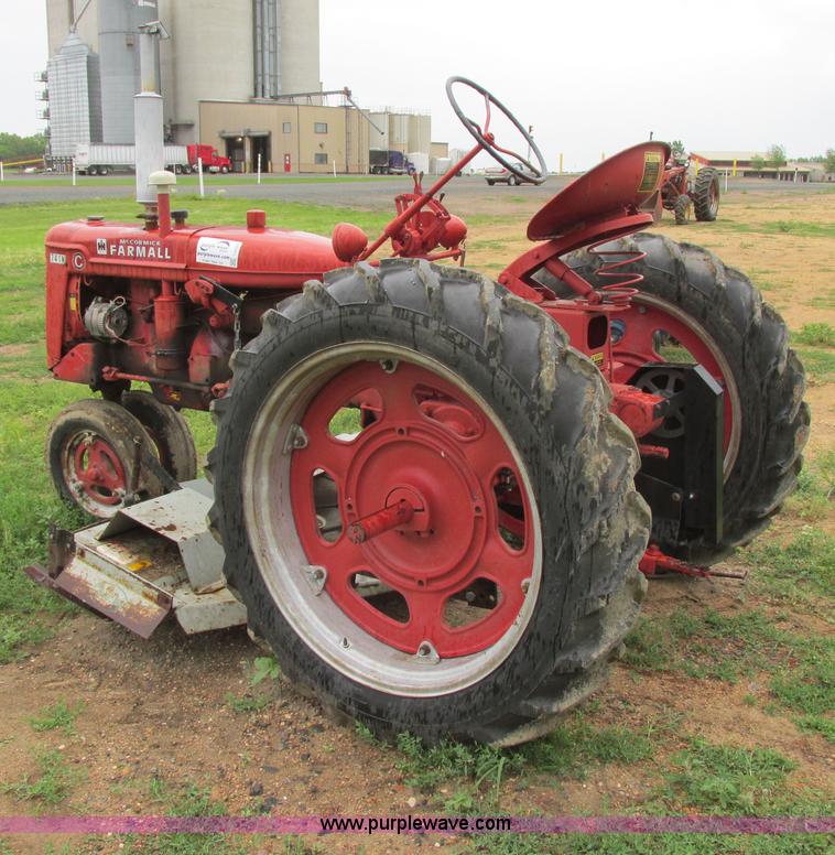 image for item I2520 International C tractor