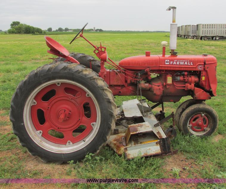 image for item I2520 International C tractor