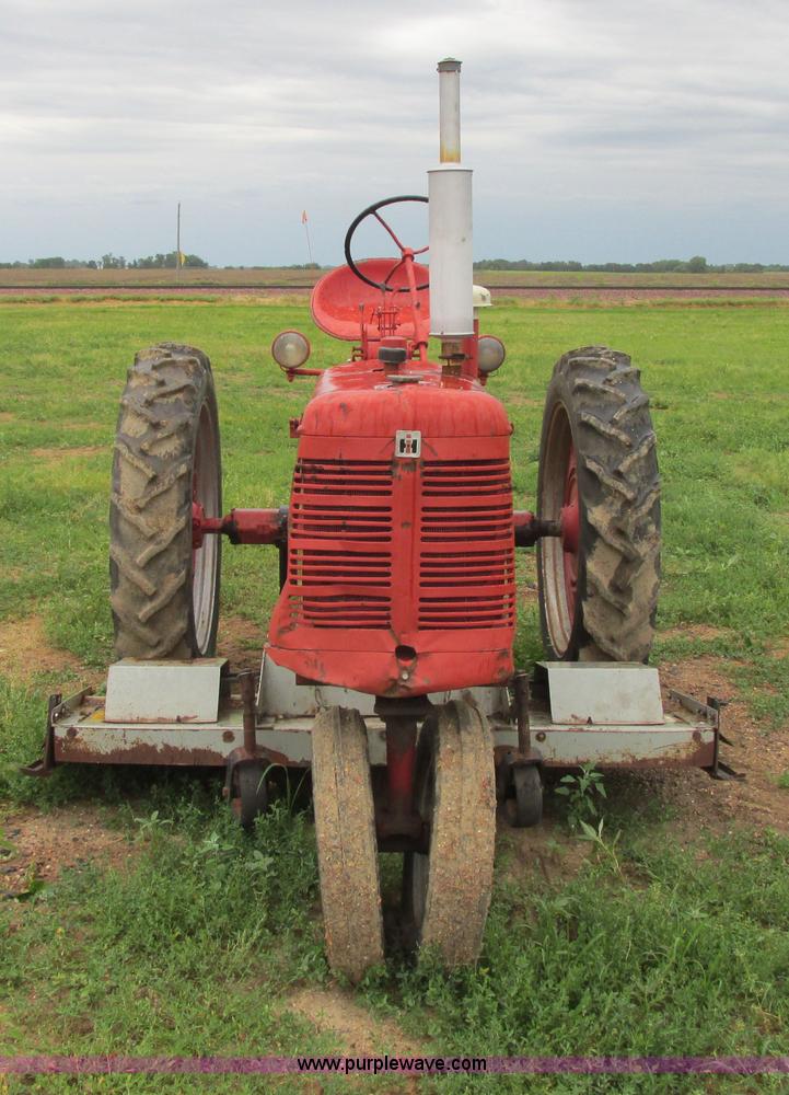 image for item I2520 International C tractor