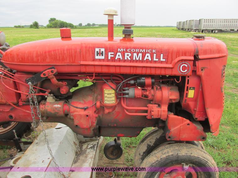 image for item I2520 International C tractor