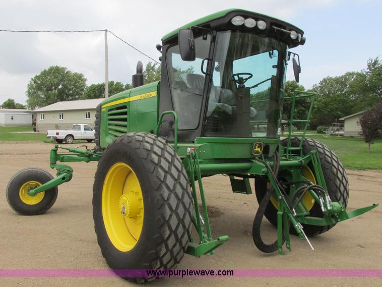 image for item I2543 2013 John Deere R450 SP self-propelled windrower