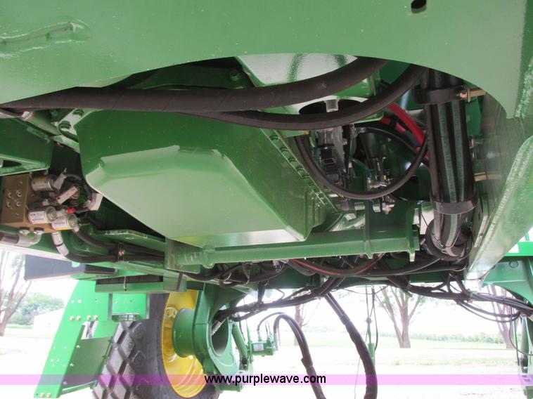 image for item I2543 2013 John Deere R450 SP self-propelled windrower