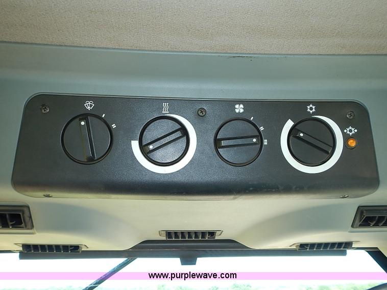 image for item I3589 2000 Case IH CX80 MFWD tractor