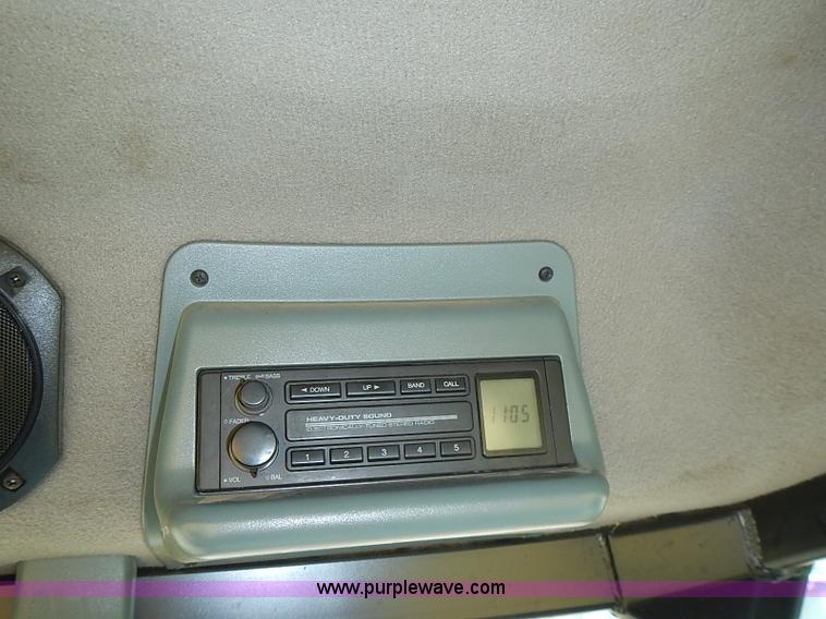 image for item I3589 2000 Case IH CX80 MFWD tractor