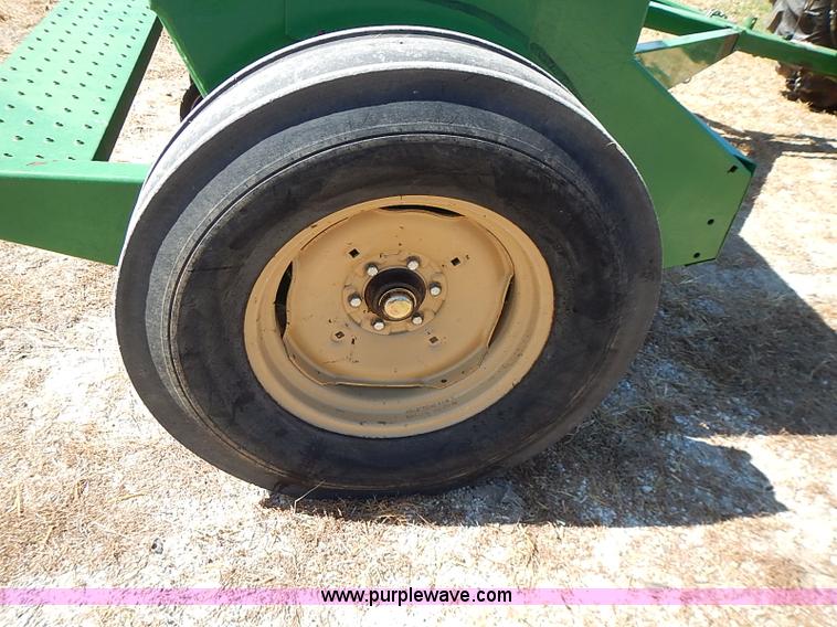 image for item I3590 Great Plains Solid Stand 13 grain drill