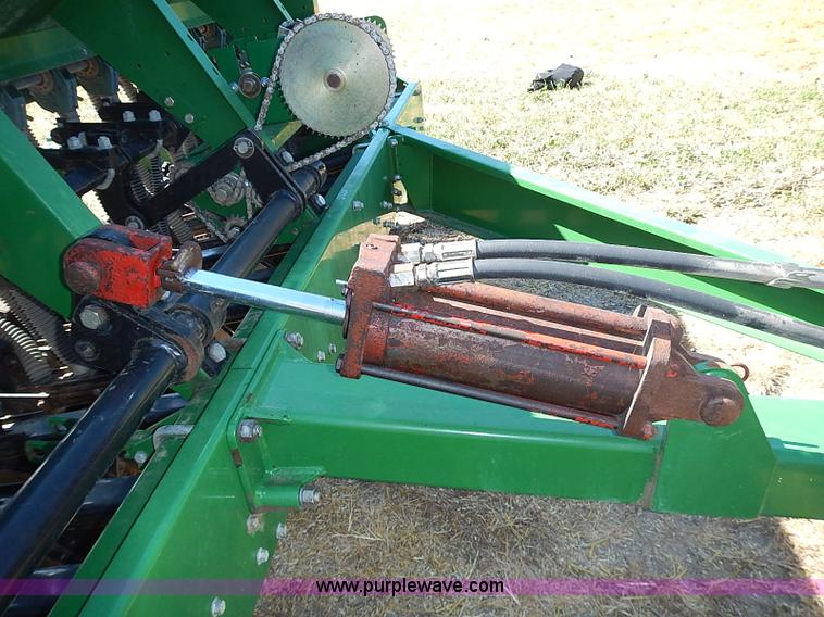 image for item I3590 Great Plains Solid Stand 13 grain drill