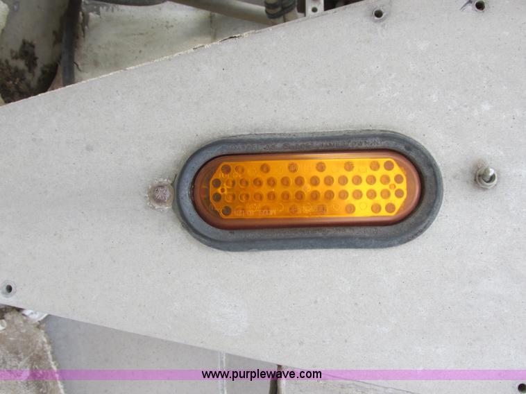 image for item I6241 1997 CEI Pacer AT35L-40-1254 aluminum bulk trailer