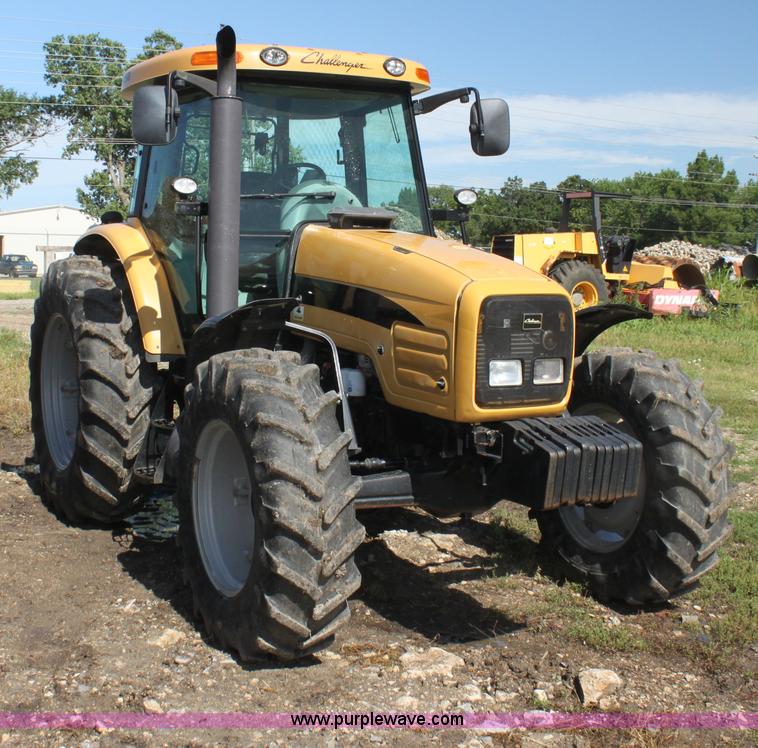 image for item I7326 2006 Challenger MT525B tractor
