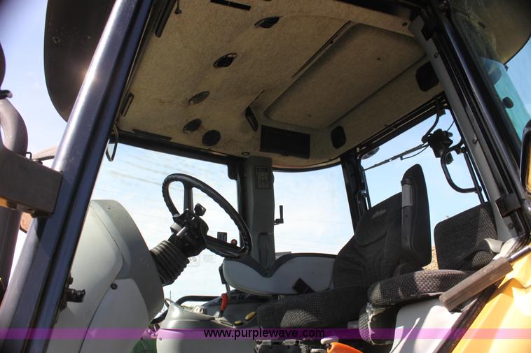 image for item I7326 2006 Challenger MT525B tractor