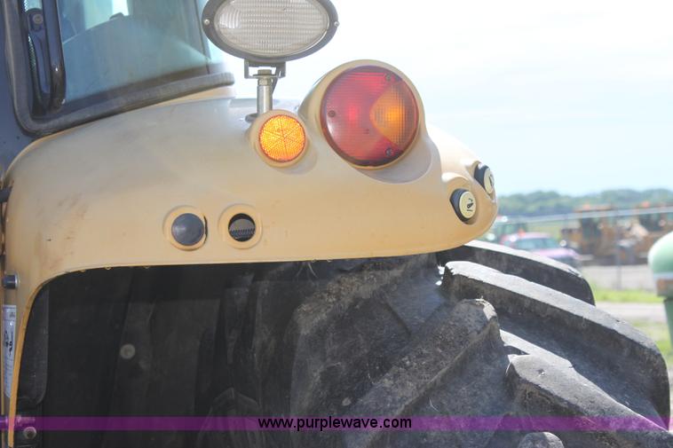 image for item I7326 2006 Challenger MT525B tractor