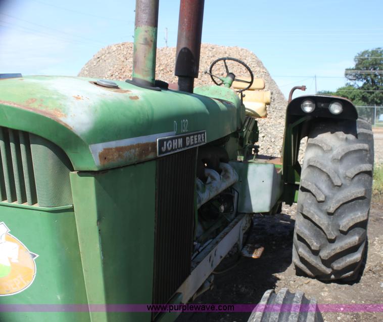 image for item I7327 1963 John Deere 5010 tractor