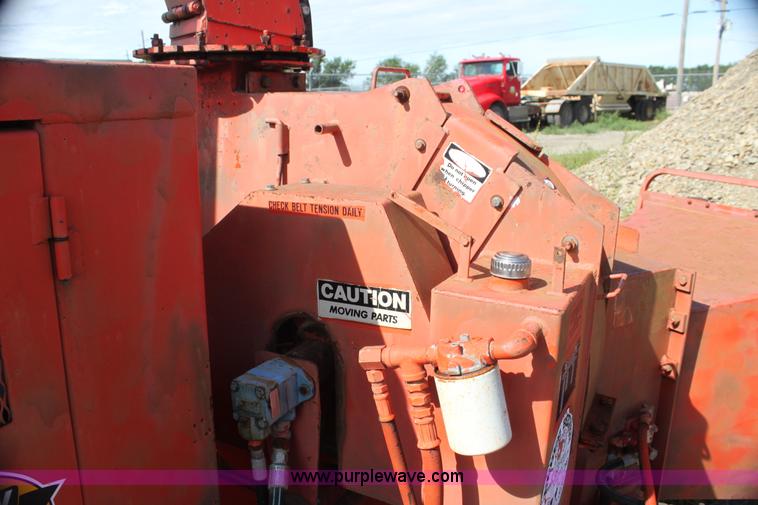 image for item I7329 1991 Eager Beaver 290 wood chipper