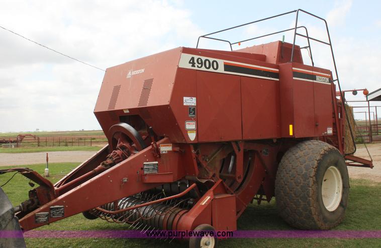 image for item I7331 1996 Hesston 4900 large square baler