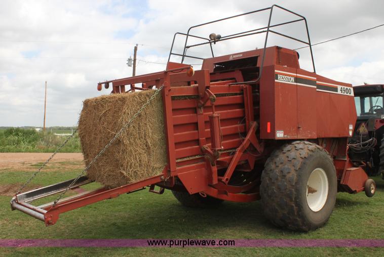 image for item I7331 1996 Hesston 4900 large square baler