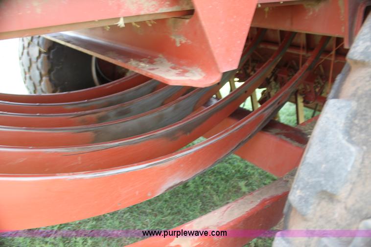 image for item I7331 1996 Hesston 4900 large square baler