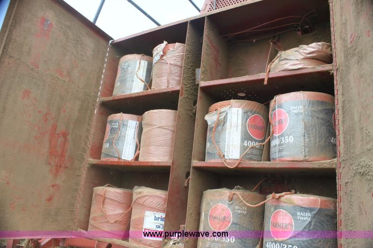 image for item I7331 1996 Hesston 4900 large square baler