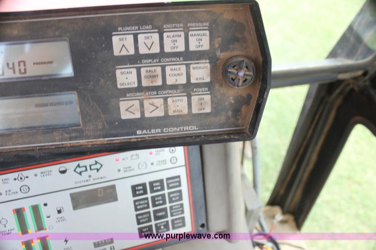 image for item I7331 1996 Hesston 4900 large square baler