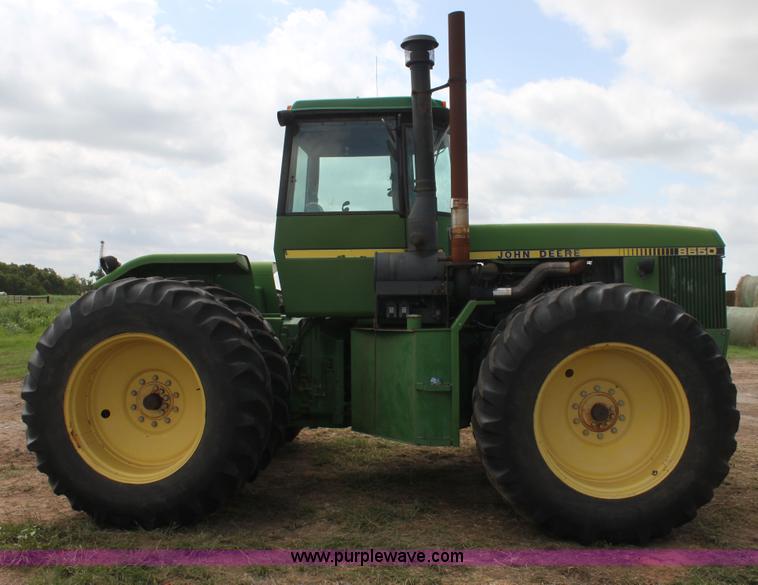 image for item I7334 1988 John Deere 8650 4WD tractor